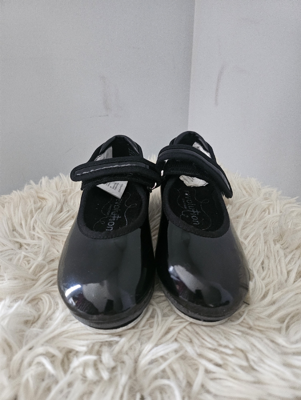Girls Black Patent Mary Jane Dress Shoes with Hook-and-Loop Strap